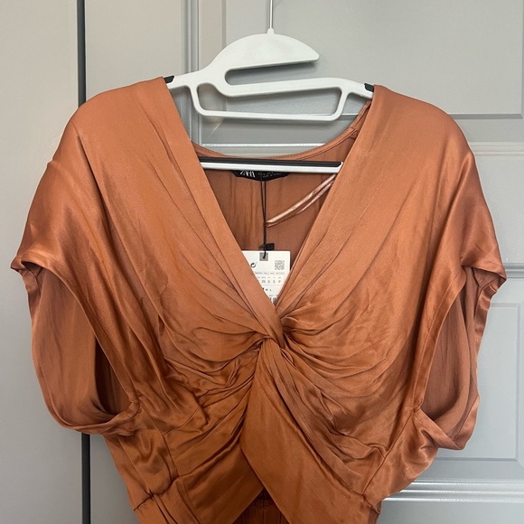 Zara Women's Burnt Orange Gathered Blouse Size Small - Picture 5 of 5